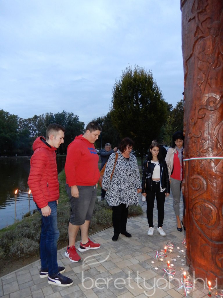 Az aradi vértanúkra emlékeztünk 33